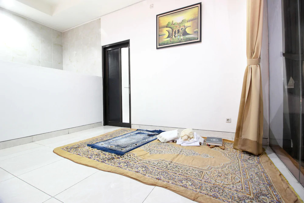 Guesthouse Alfita by RedDoorz