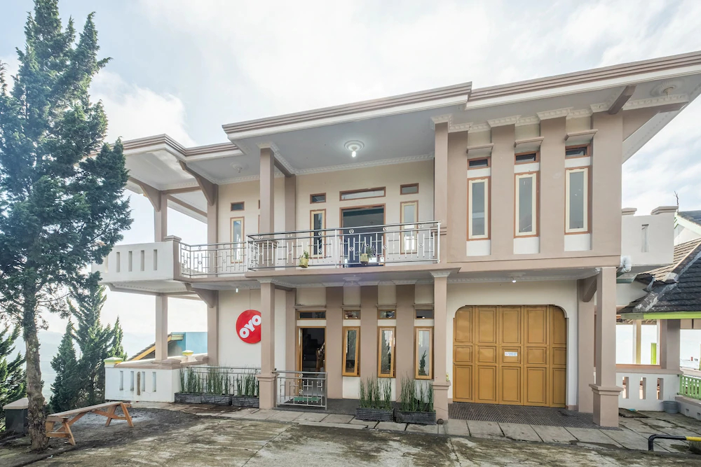 Puncak Darajat Resort By OYO Rooms