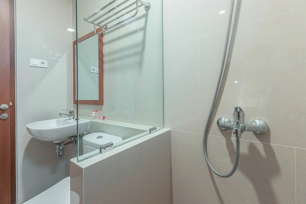 Acg House Kalibata Syariah By OYO Rooms
