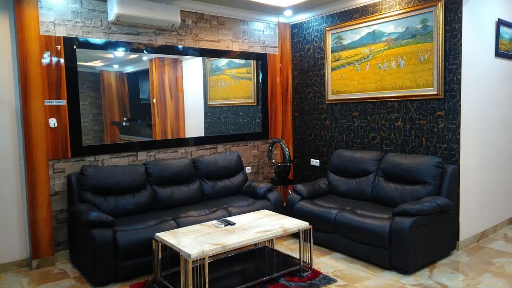 Adaya Hotel