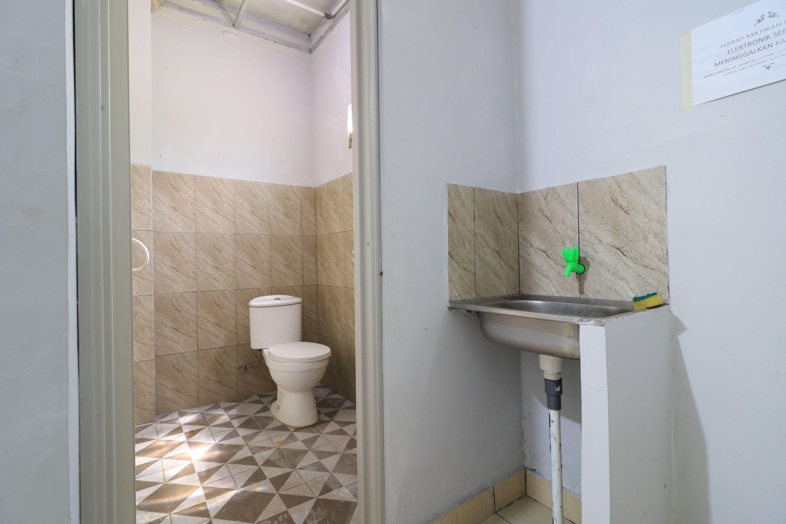 Aini 2 Minimalis Residence