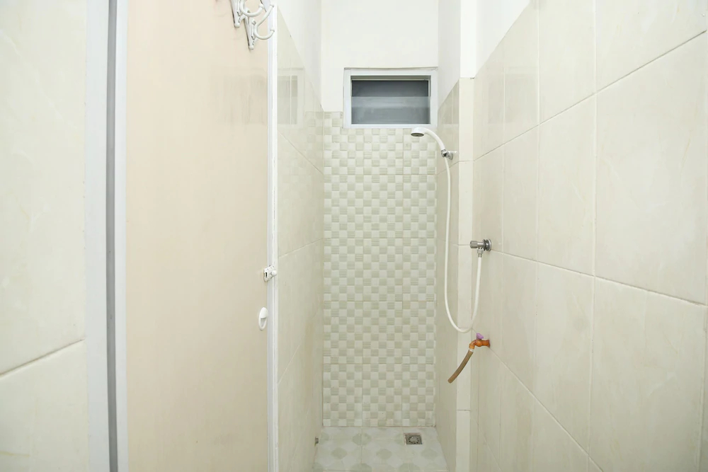 Airy Eco Tambora Tanah Sereal Raya 17 Jakarta