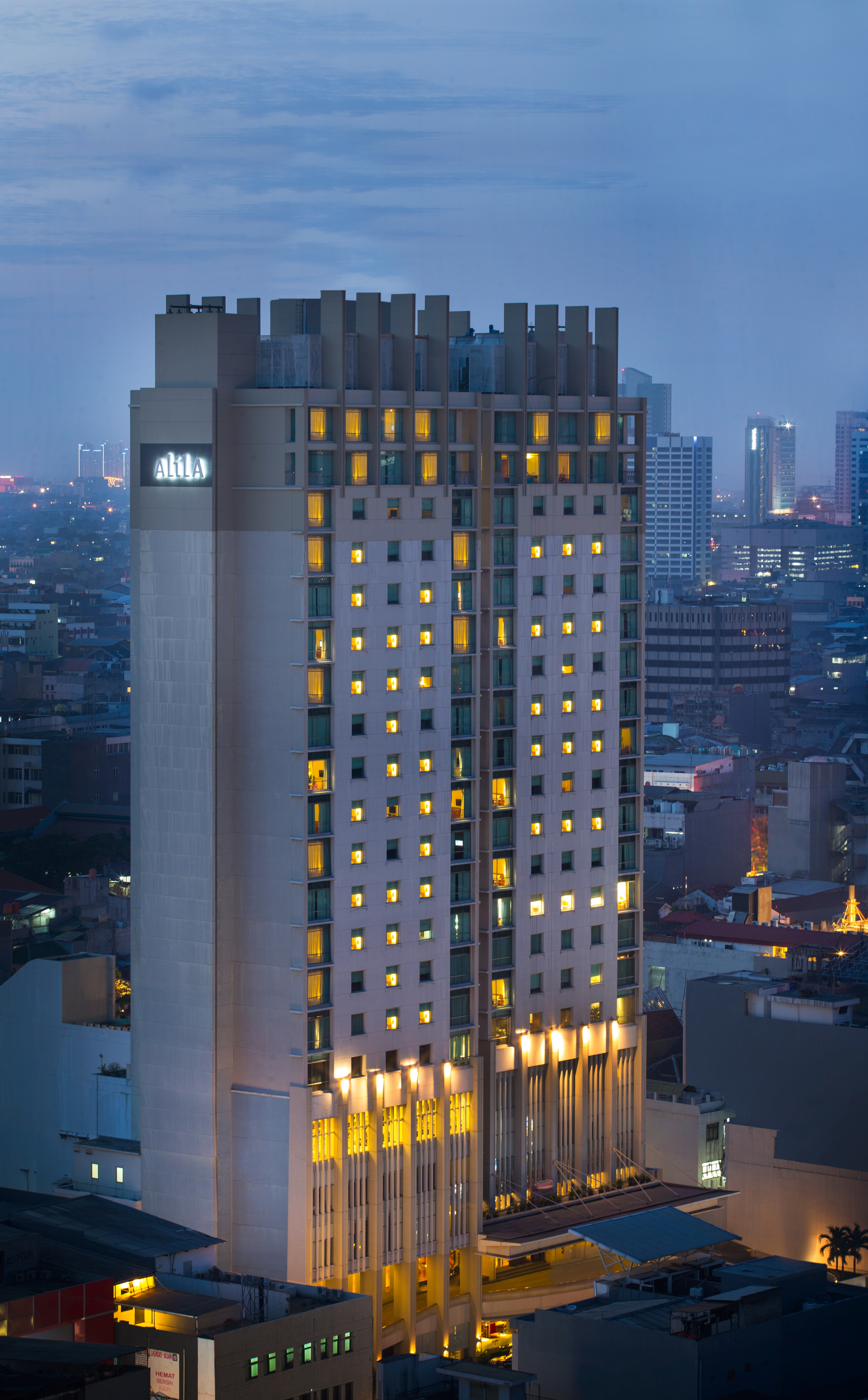 Mövenpick Hotel Jakarta City Centre