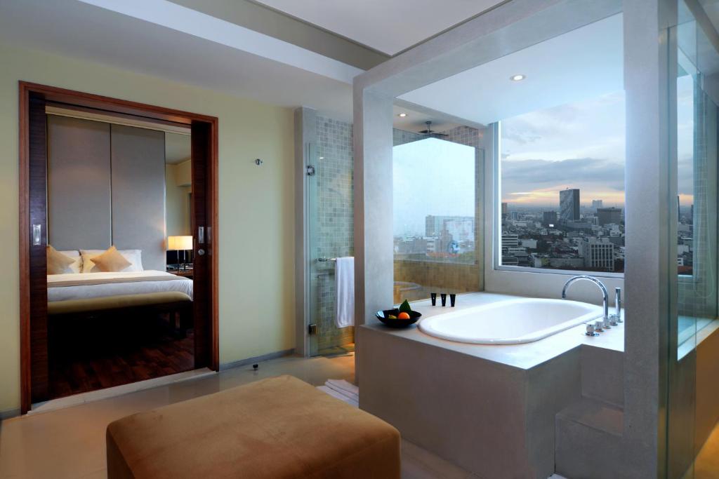 Mövenpick Hotel Jakarta City Centre