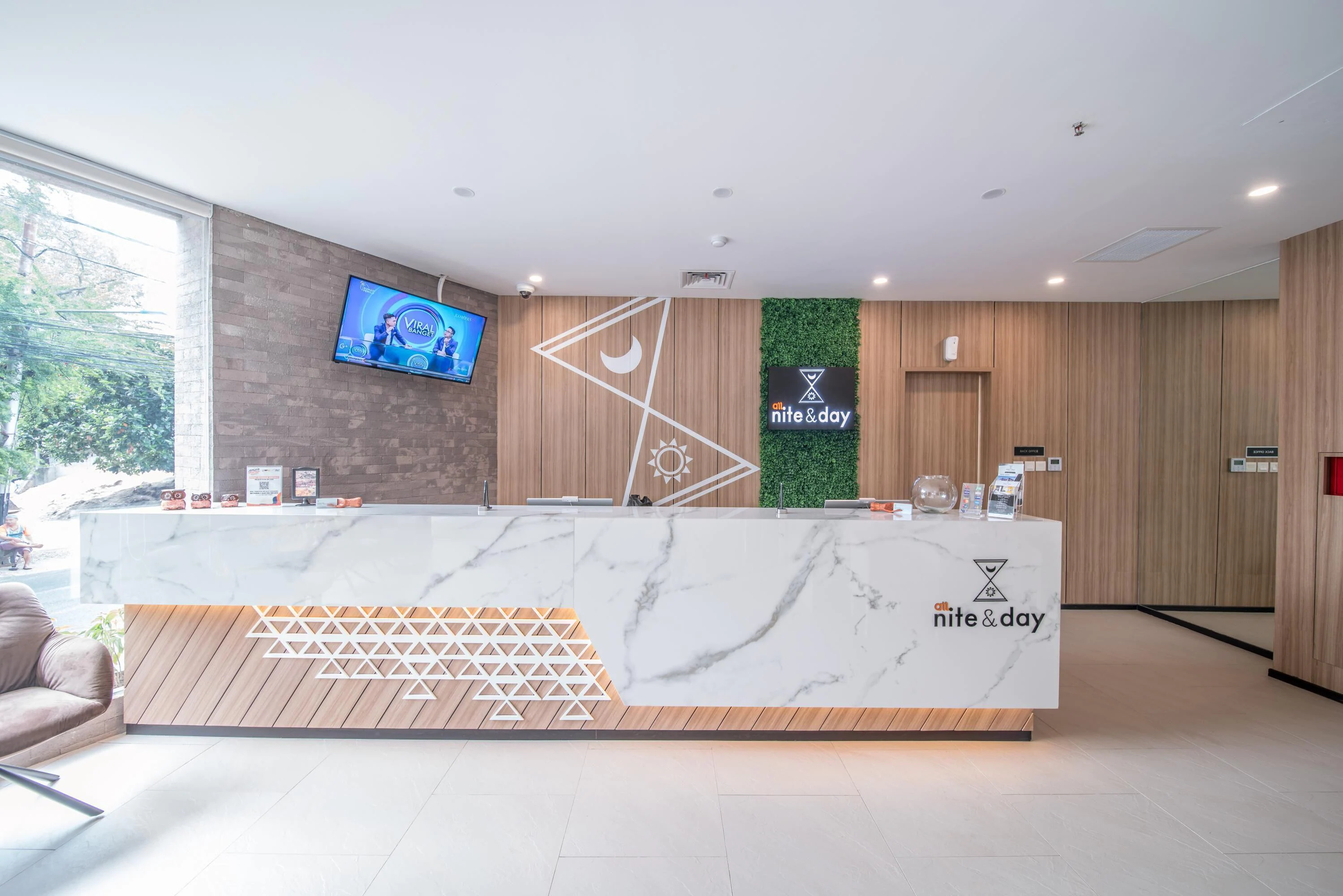 All Nite & Day Kebon Jeruk