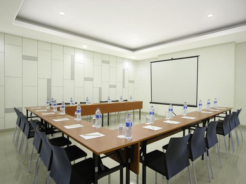 Amaris La Codefin Kemang