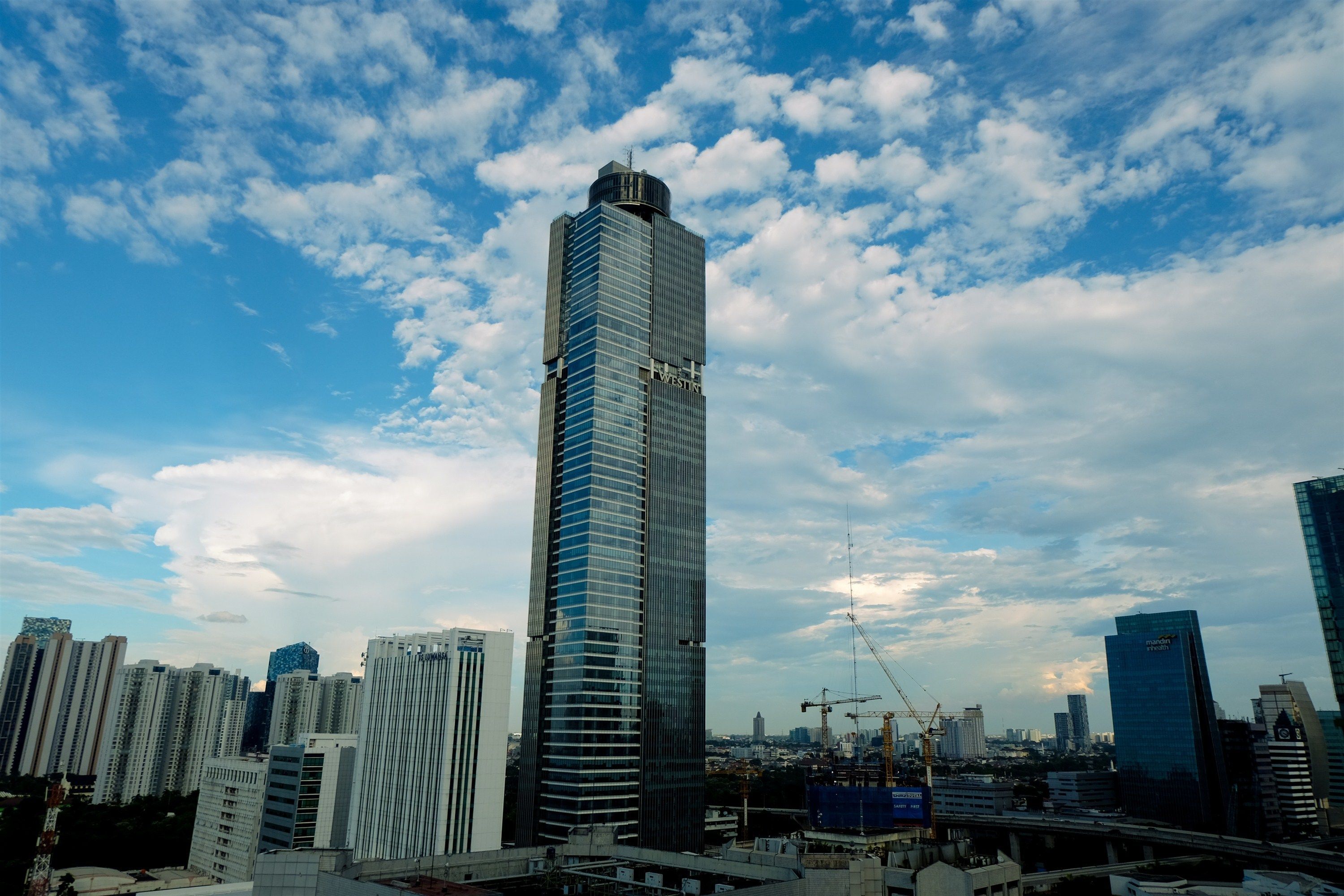 Ambassade Residences