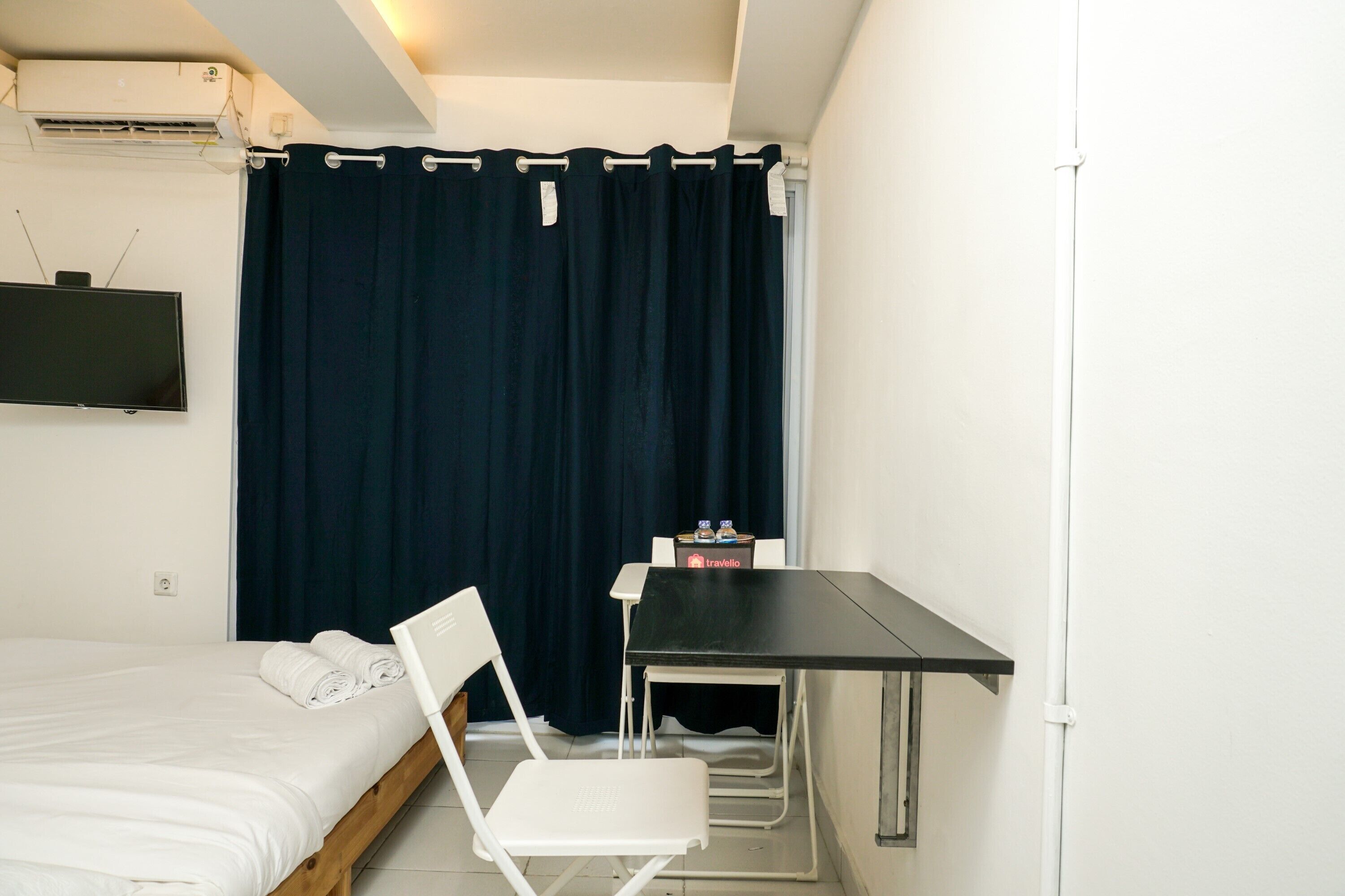 Amethyst Apartment