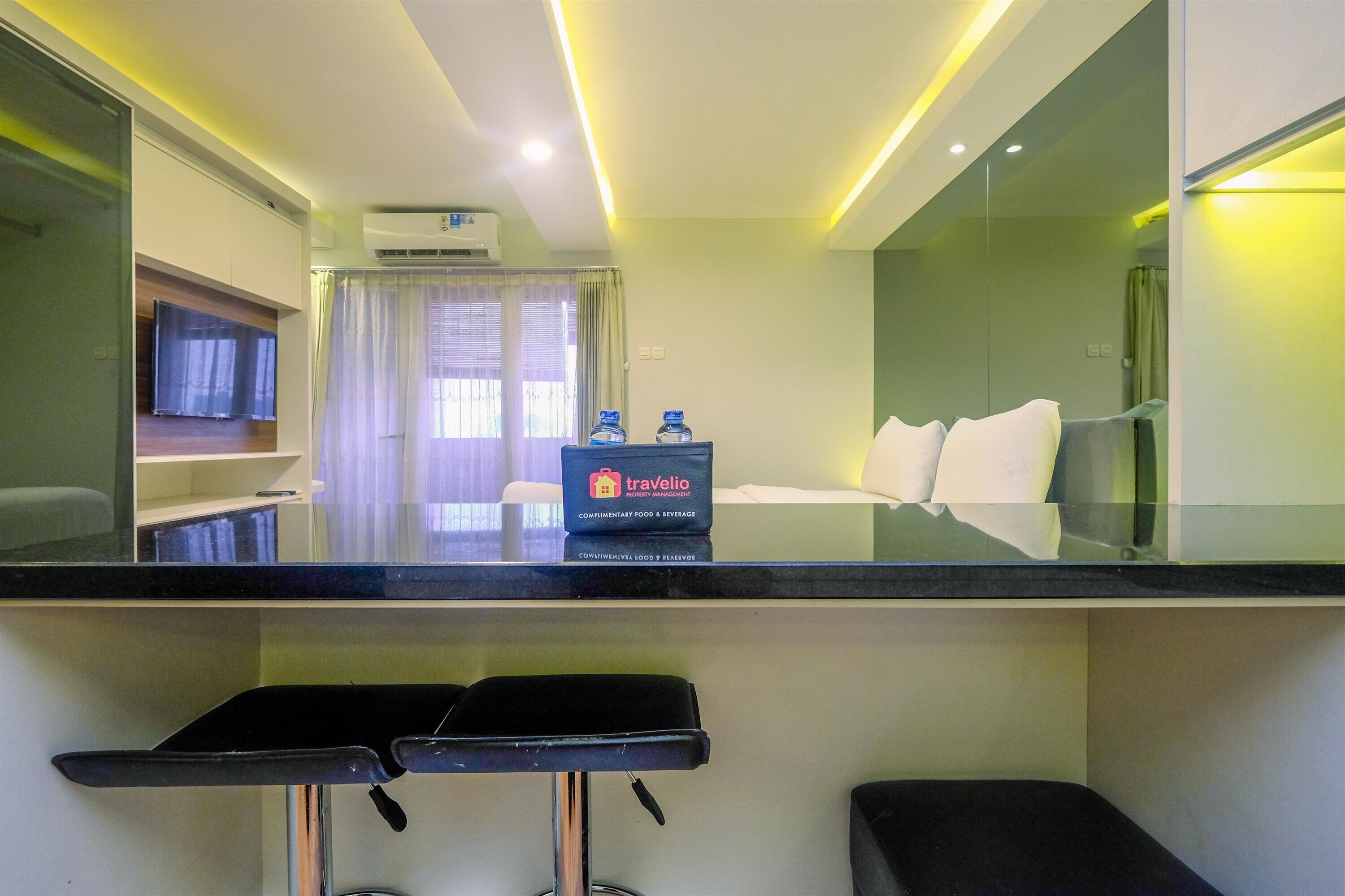 Amethyst Apartment