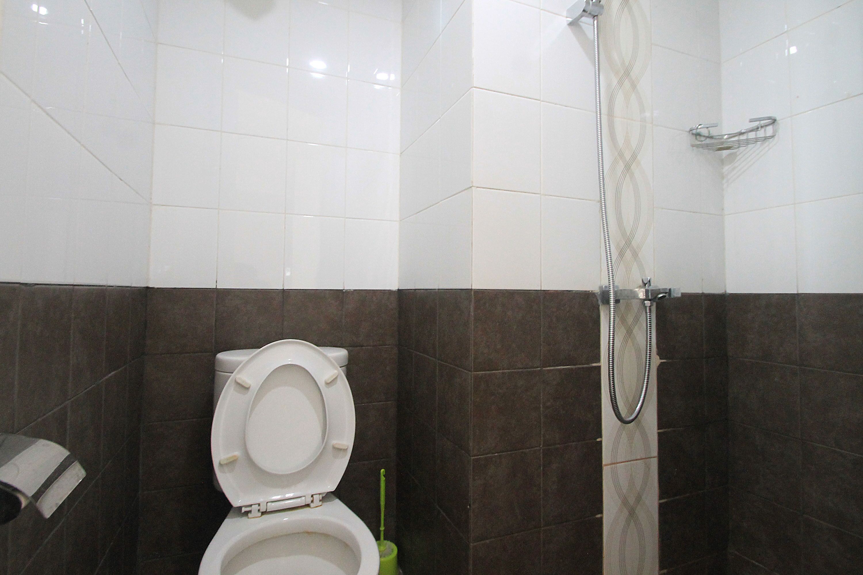 Apartemen Green Pramuka City by Aparian