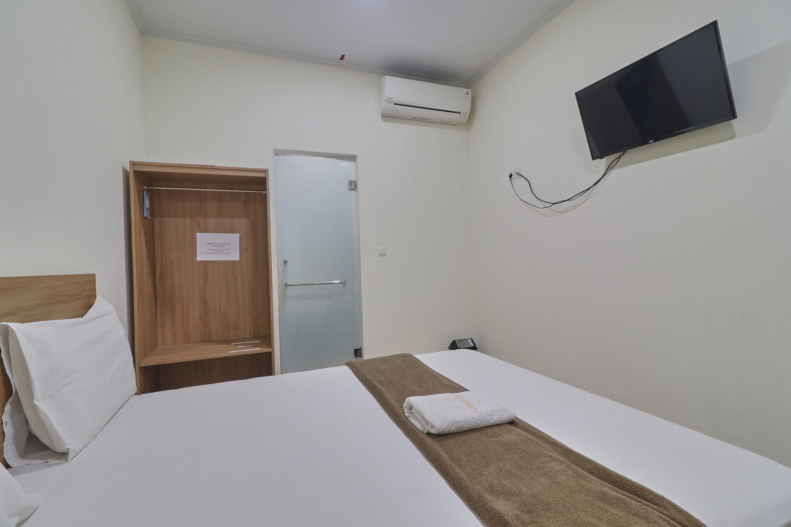 Aranis Hotel