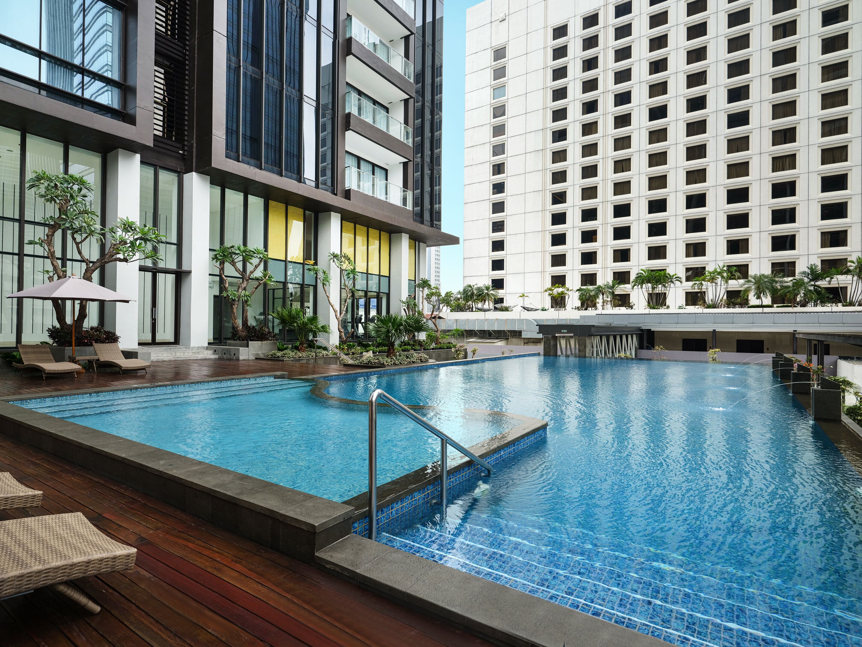 Artotel Suites Mangkuluhur Jakarta