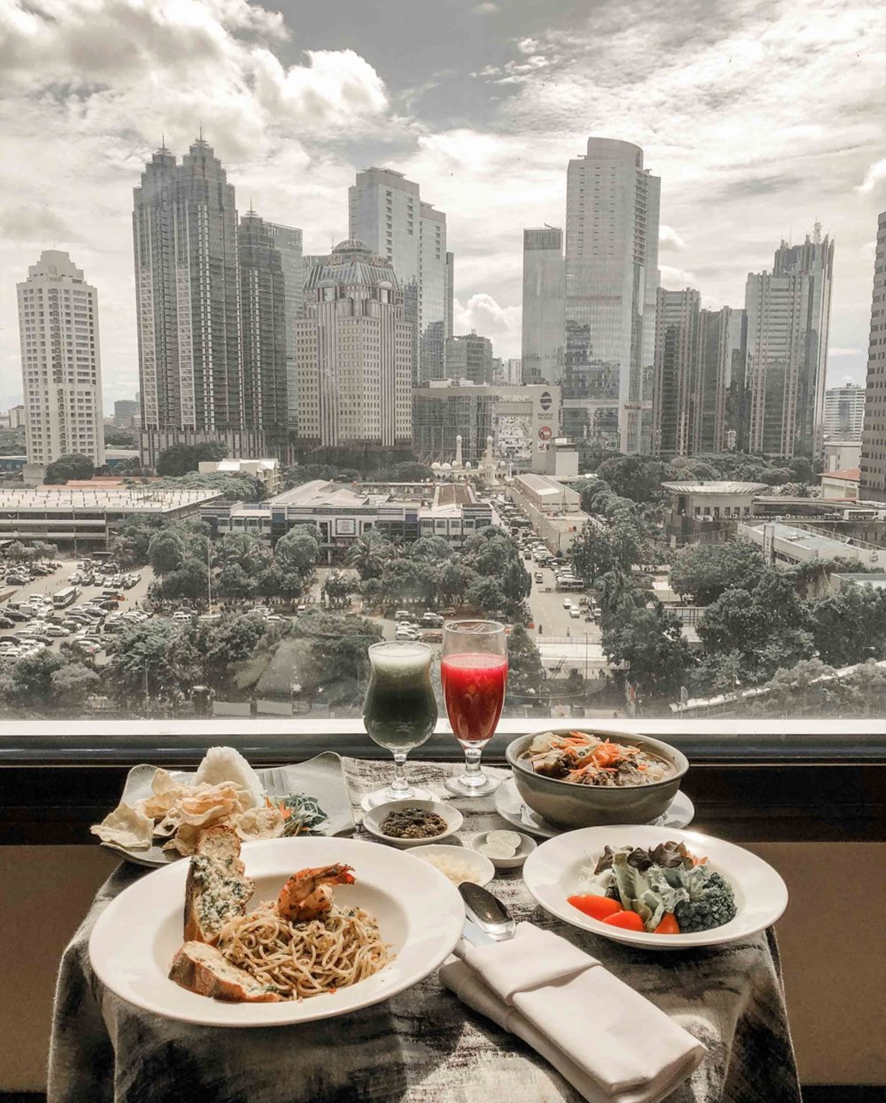 Artotel Suites Mangkuluhur Jakarta