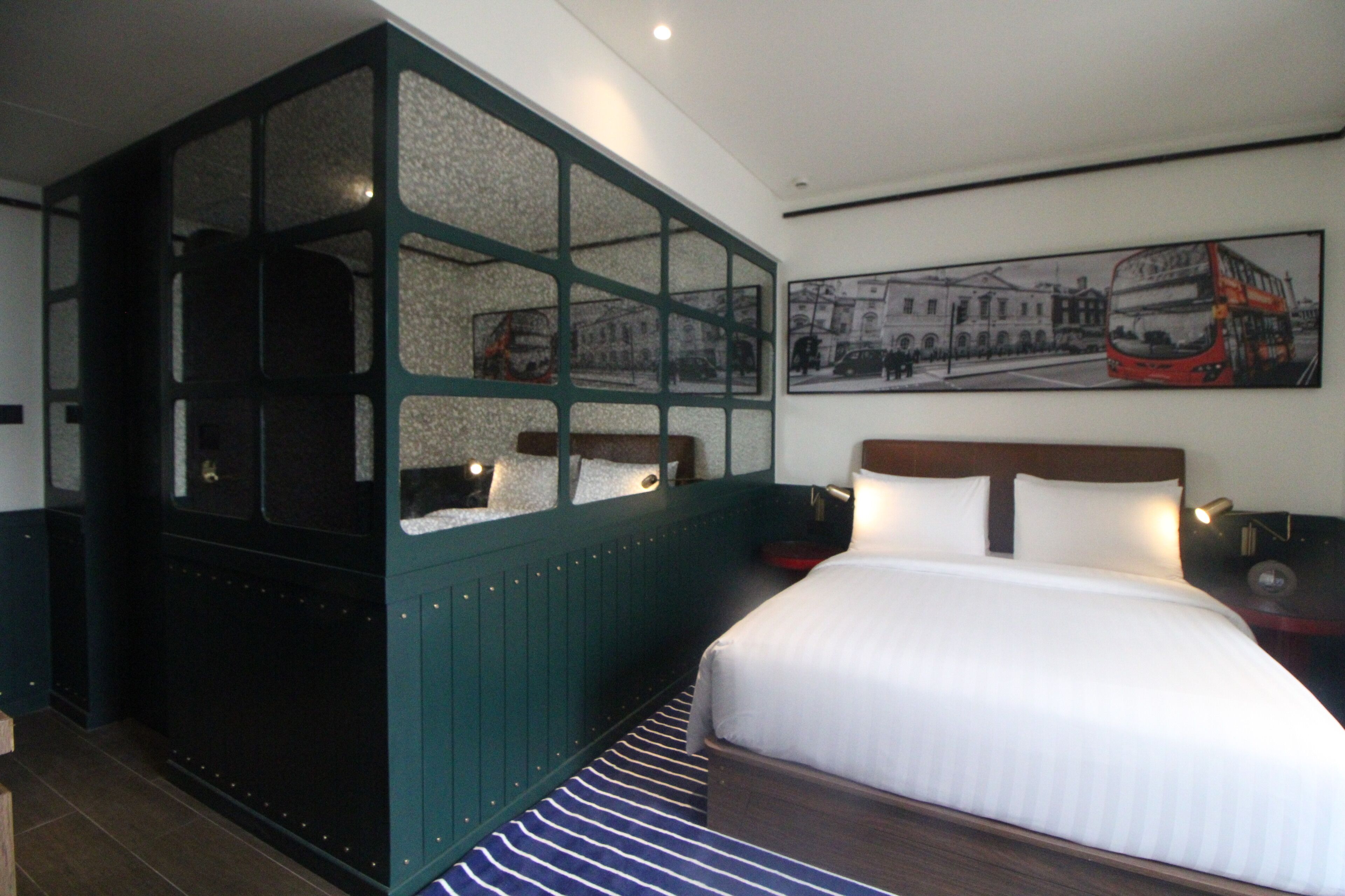 Ashley Tugu Tani Menteng