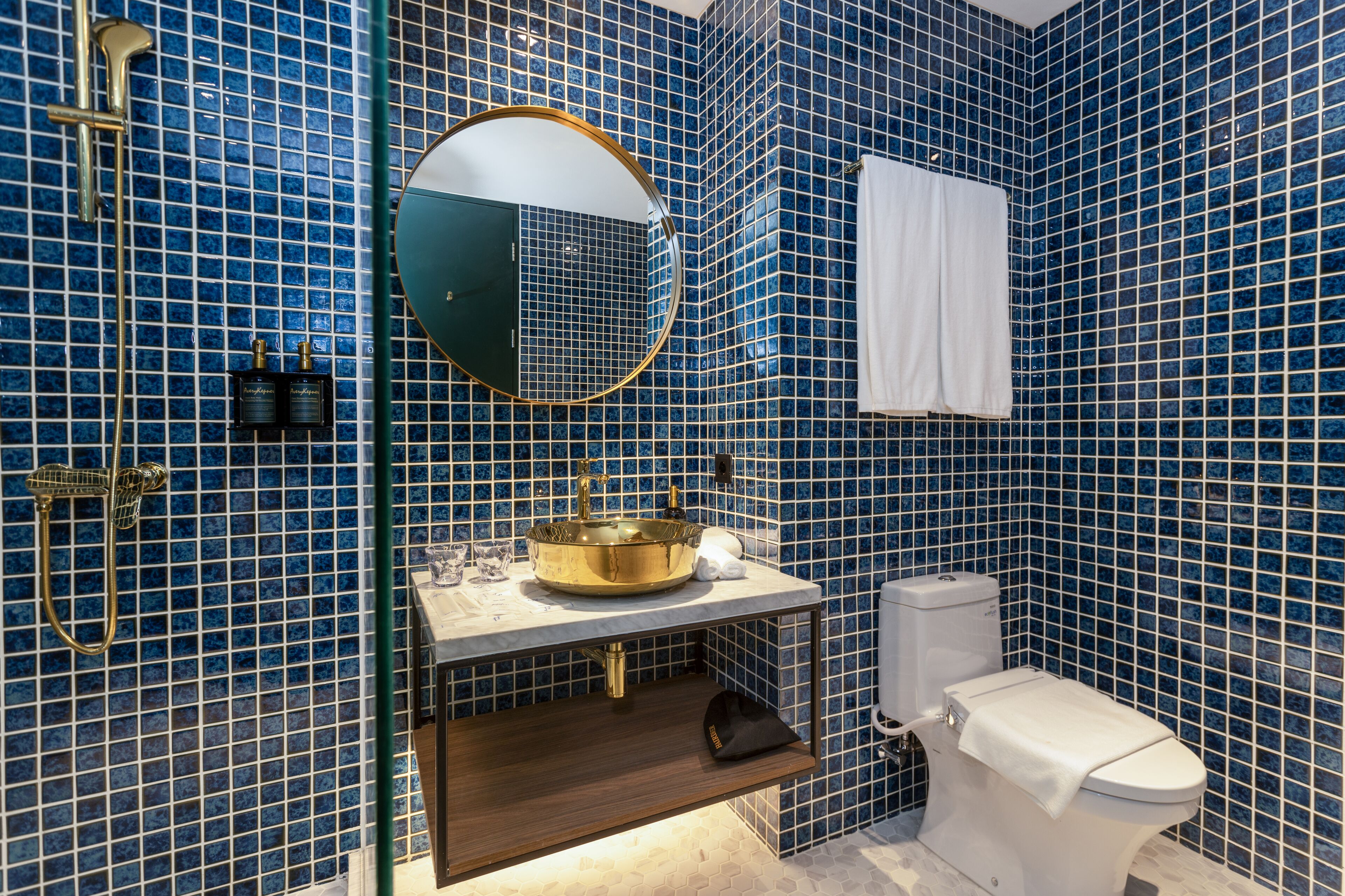 Ashley Tugu Tani Menteng