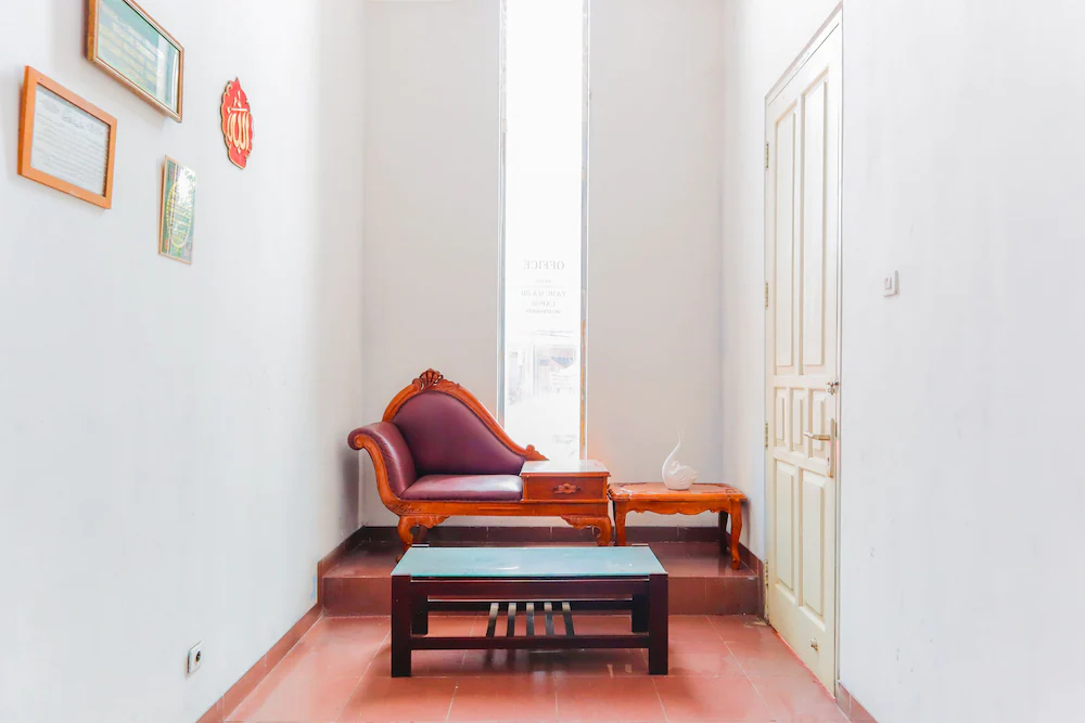 Assirot Residence by OYO Rooms