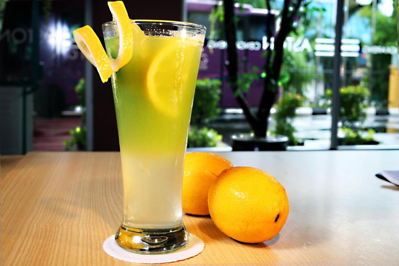 Royal Palm Hotel & Conference Center Cengkareng