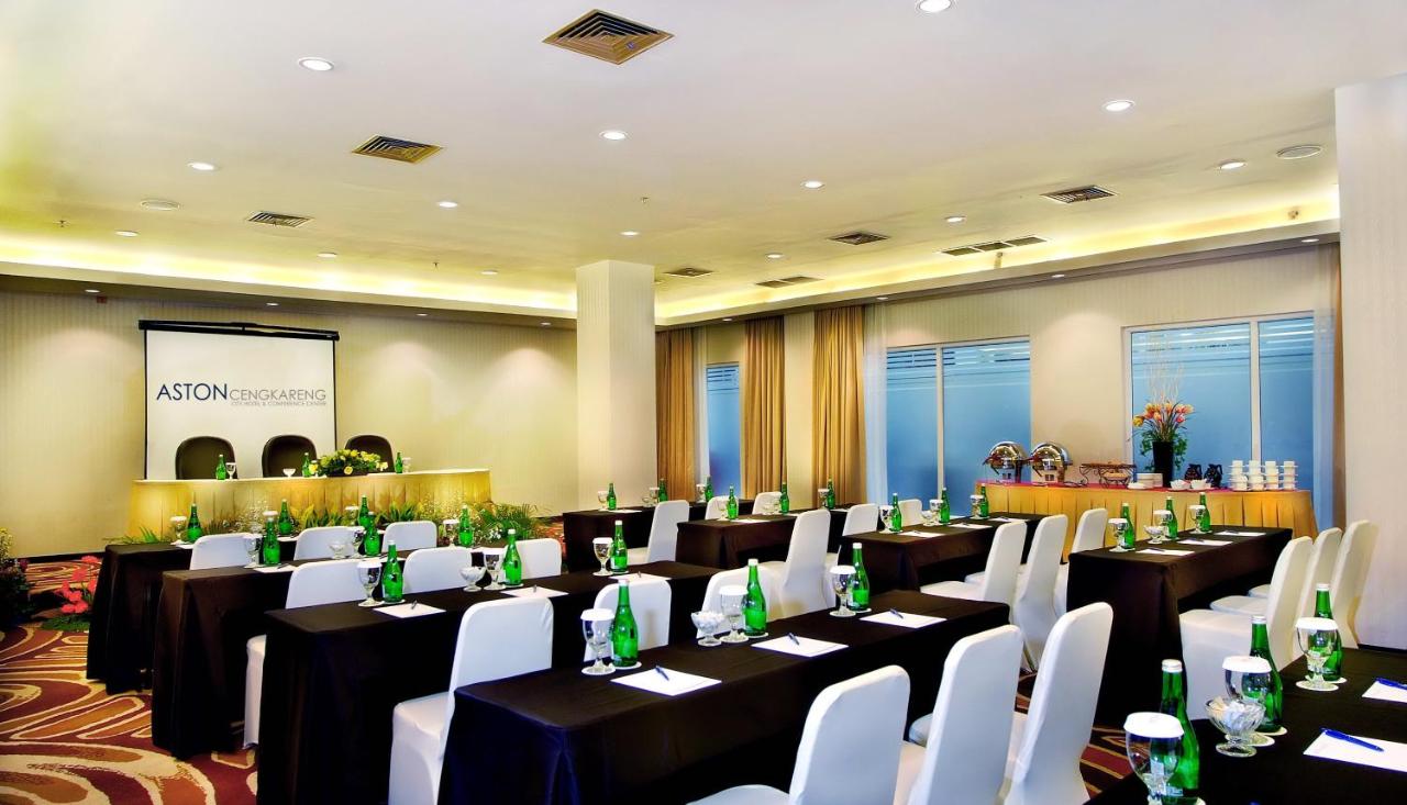 Royal Palm Hotel & Conference Center Cengkareng