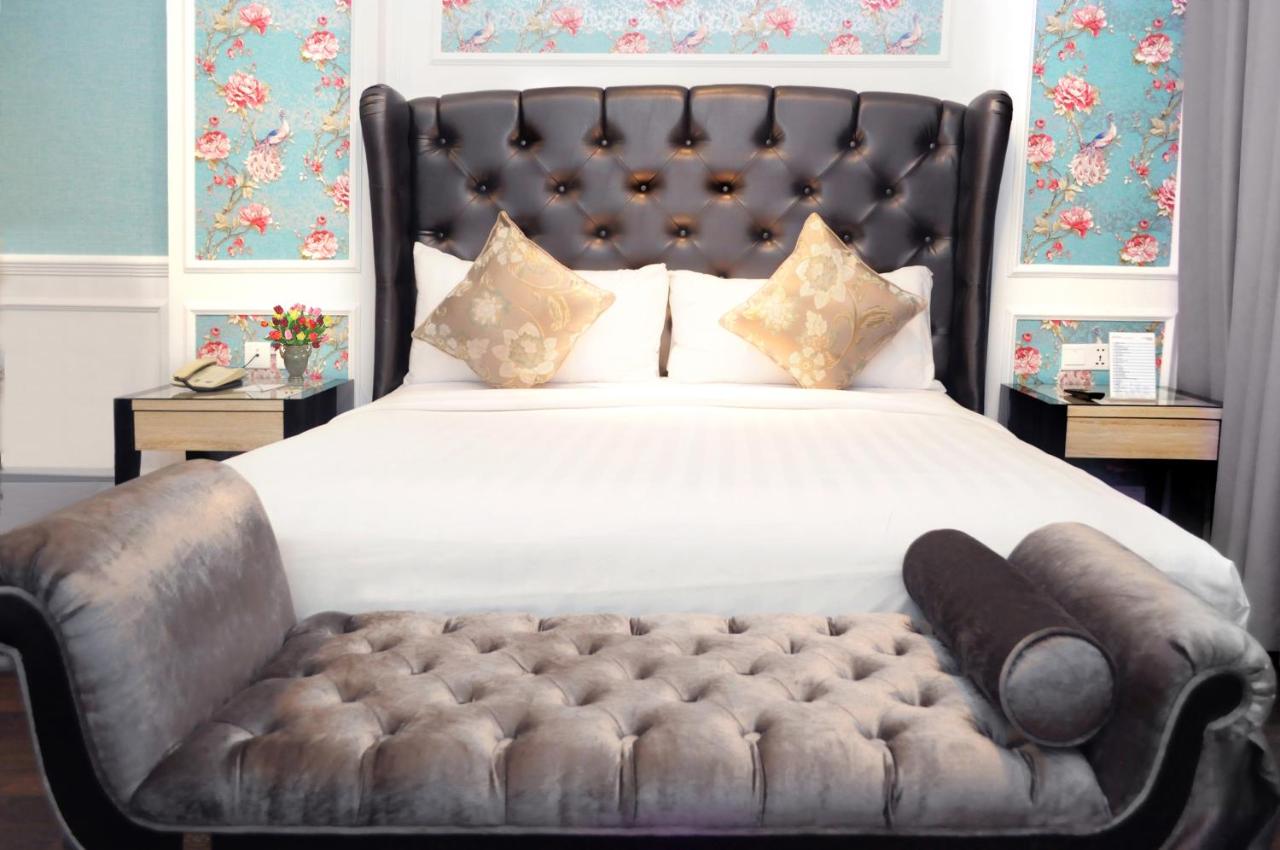 Royal Palm Hotel & Conference Center Cengkareng