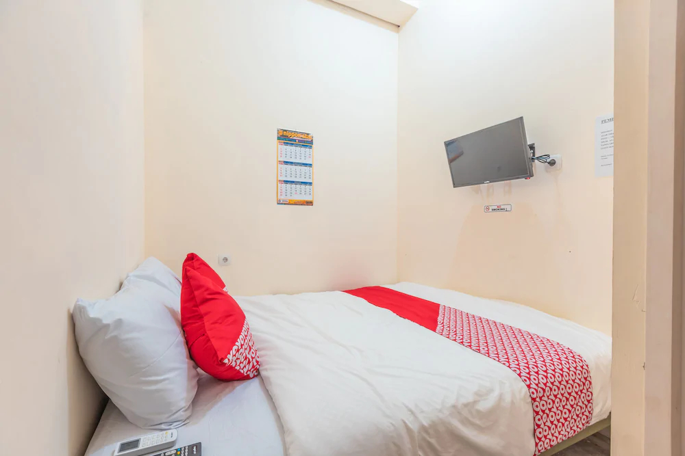 Ava Guest House by OYO Rooms