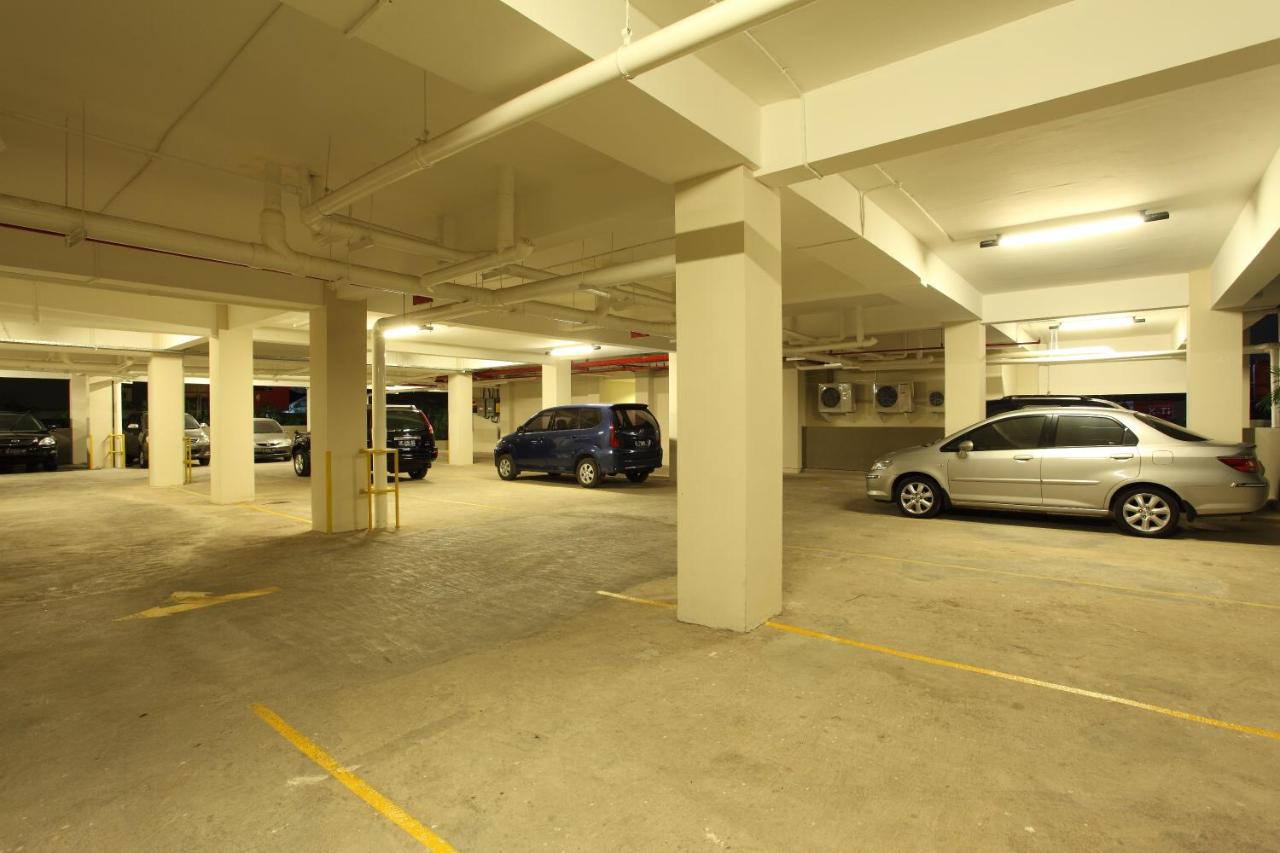 Avissa Suites