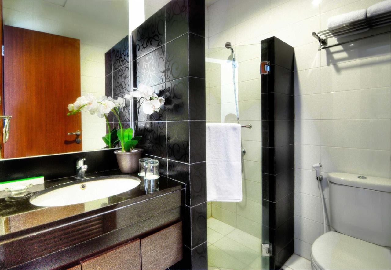 Avissa Suites