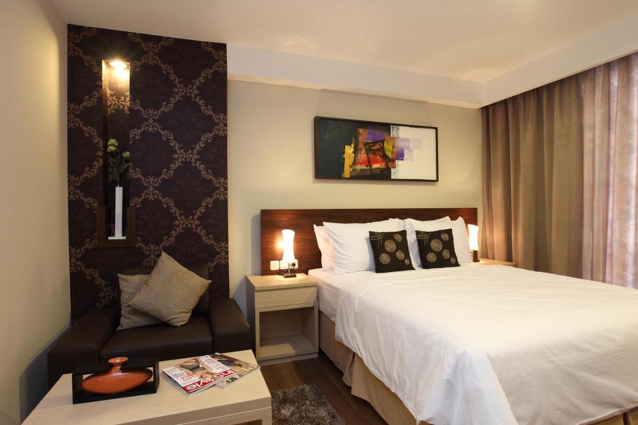 Avissa Suites