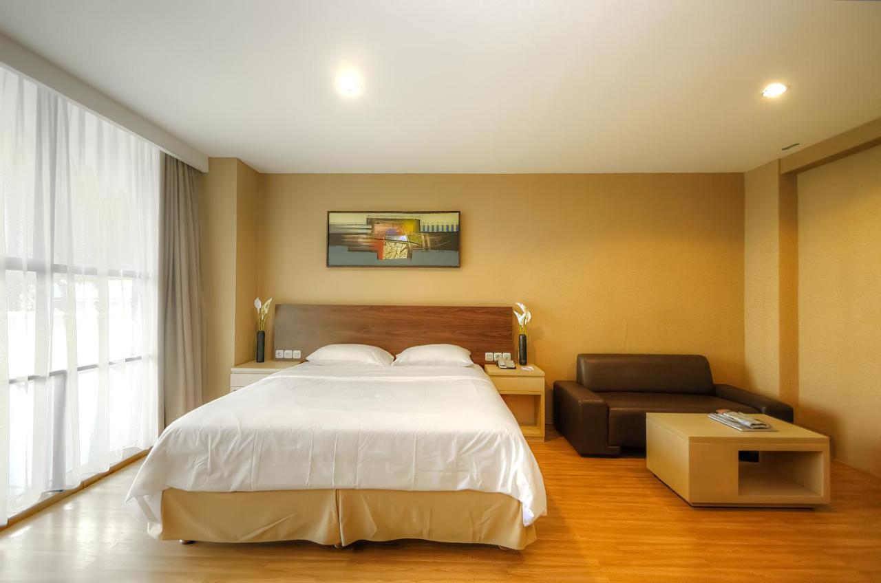 Avissa Suites