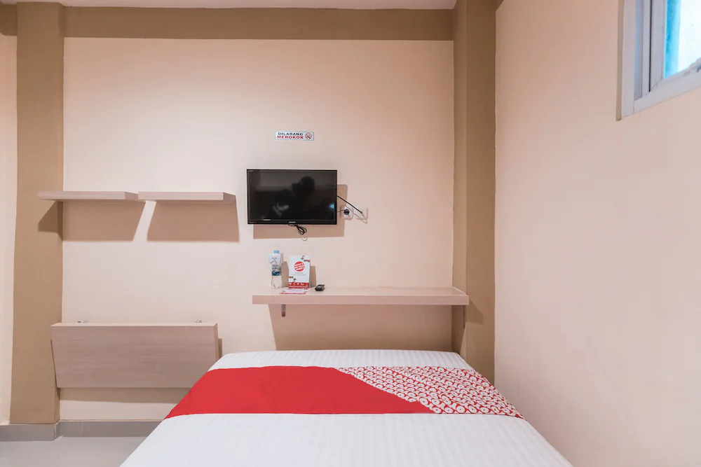 Balcon Biru By OYO Rooms