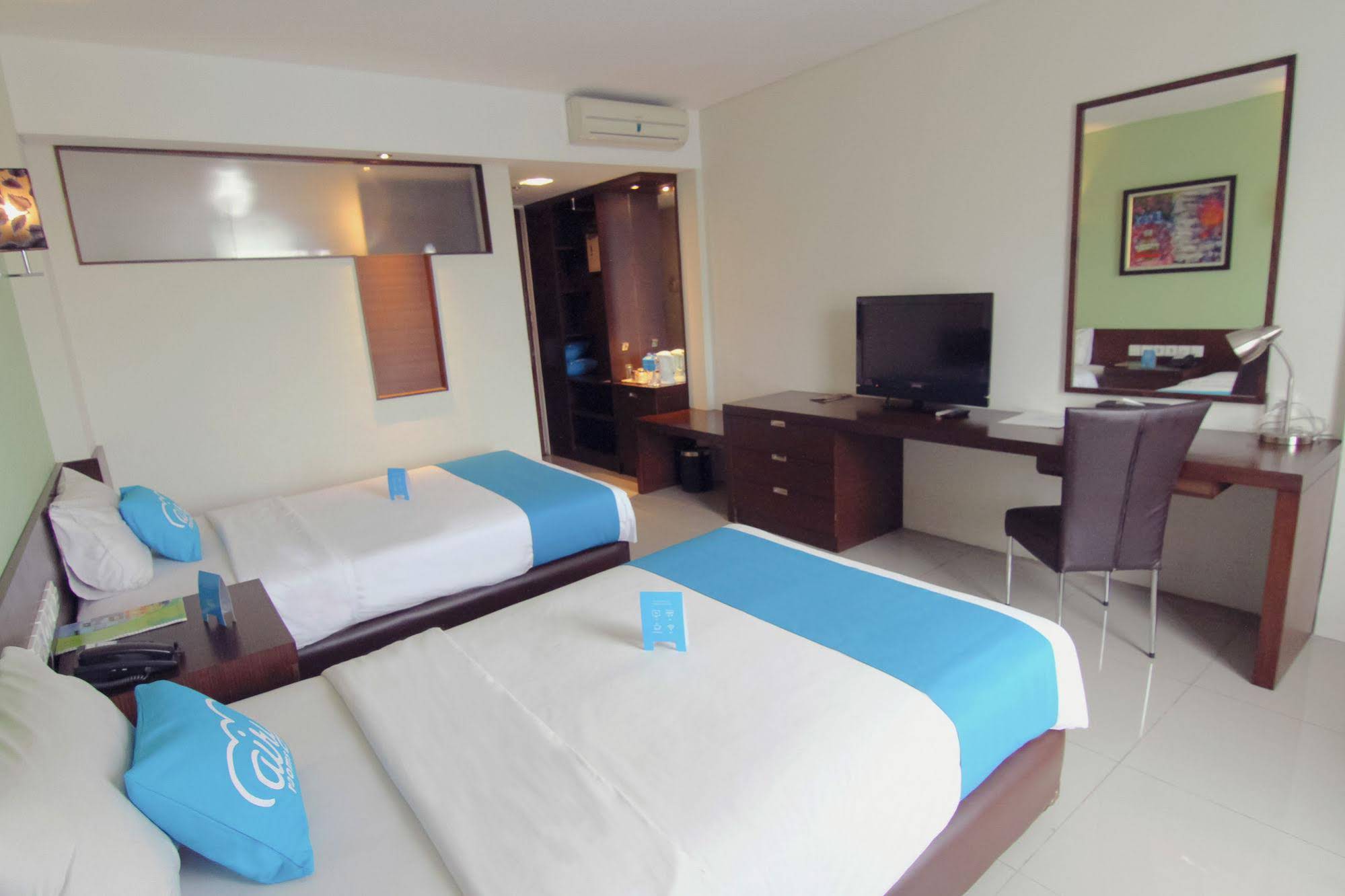 Bamboo Inn Hotel & Cafe by Airy Rooms