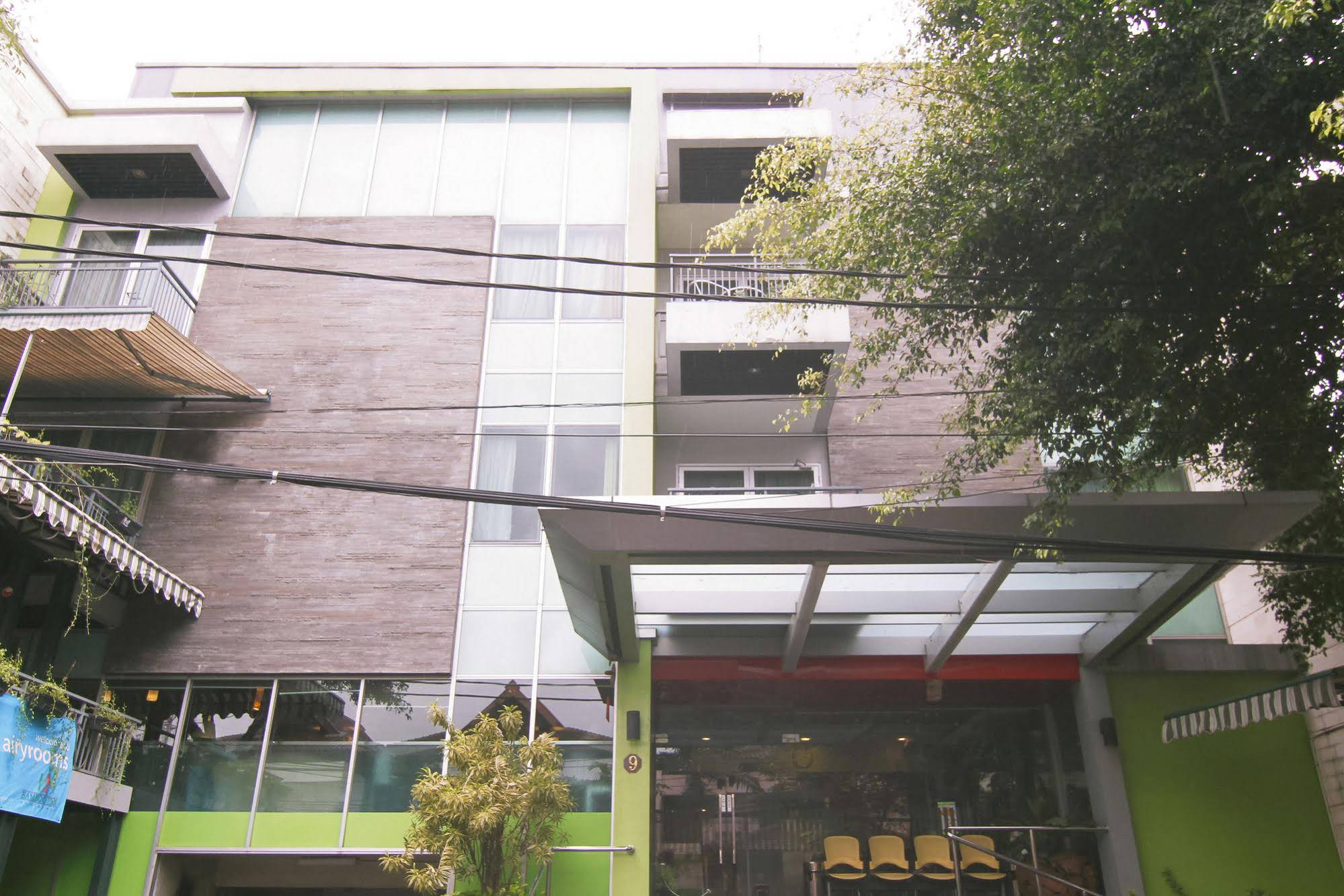 Bamboo Inn Hotel & Cafe by Airy Rooms