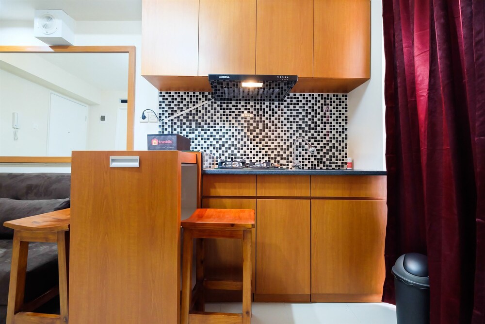 Bassura City Apartment By Travelio