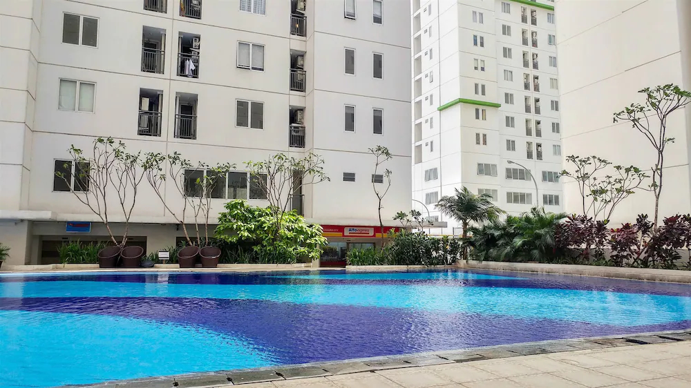 Bassura City Apartment By Travelio