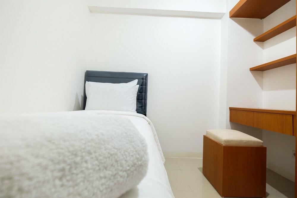 Bassura City Apartment By Travelio