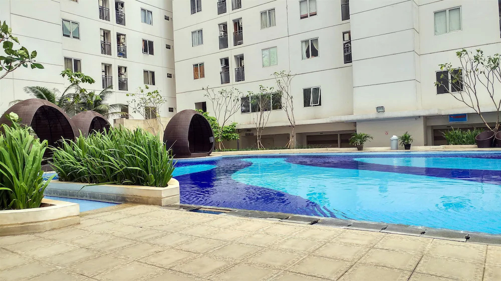 Bassura City Apartment By Travelio