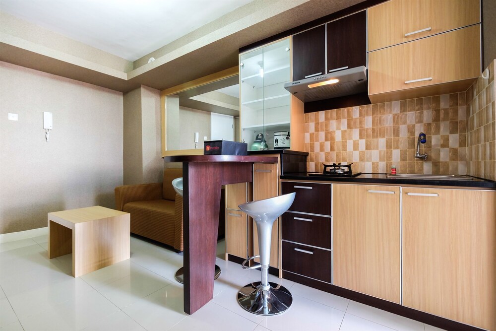 Bassura City Apartment By Travelio