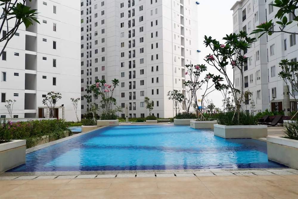 Bassura City Apartment By Travelio