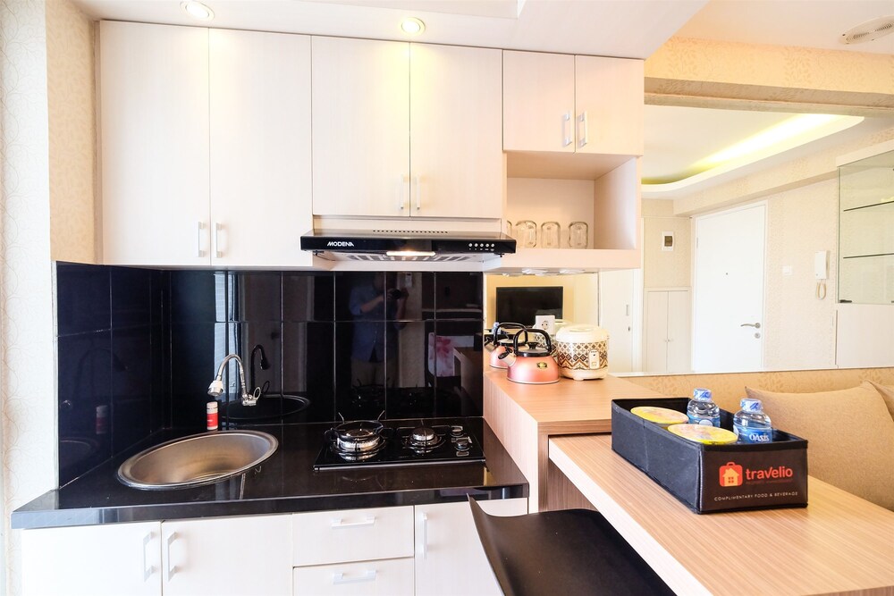 Bassura City Apartment By Travelio