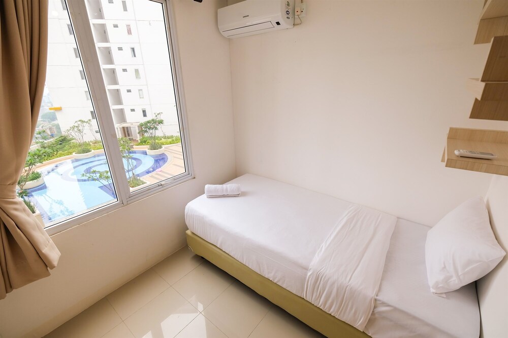 Bassura City Apartment By Travelio