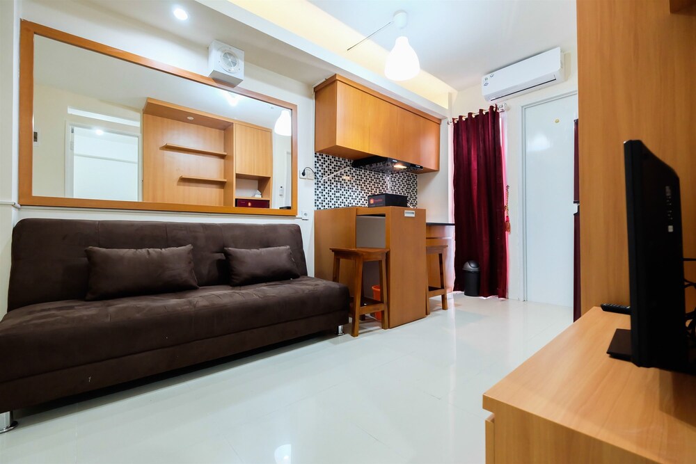 Bassura City Apartment By Travelio