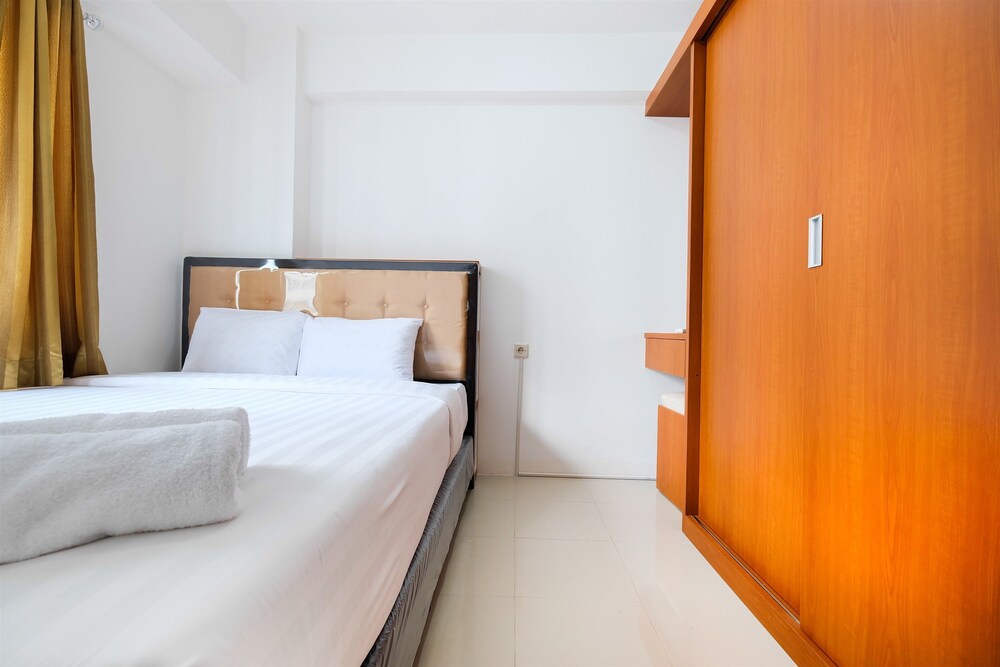 Bassura City Apartment By Travelio