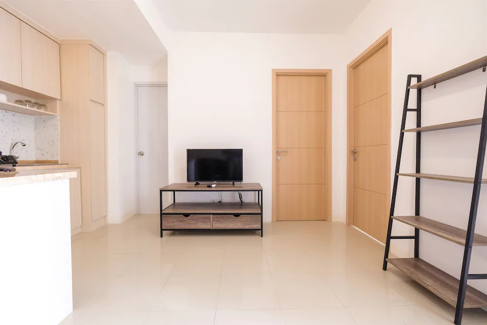 Bassura City Apartment By Travelio