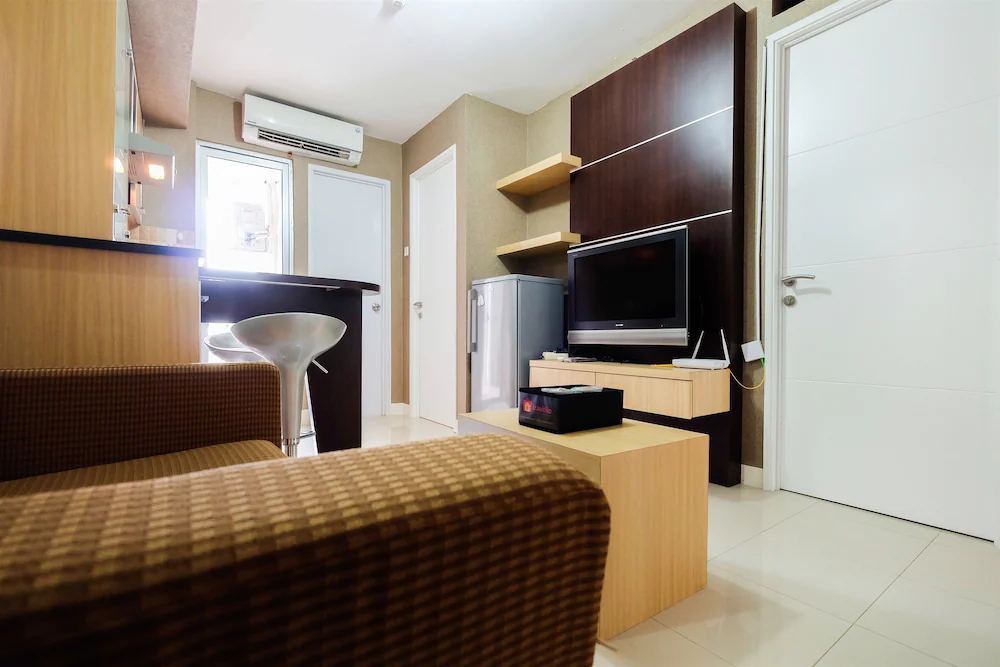 Bassura City Apartment By Travelio