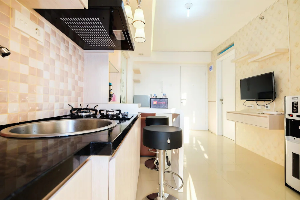 Bassura City Apartment By Travelio