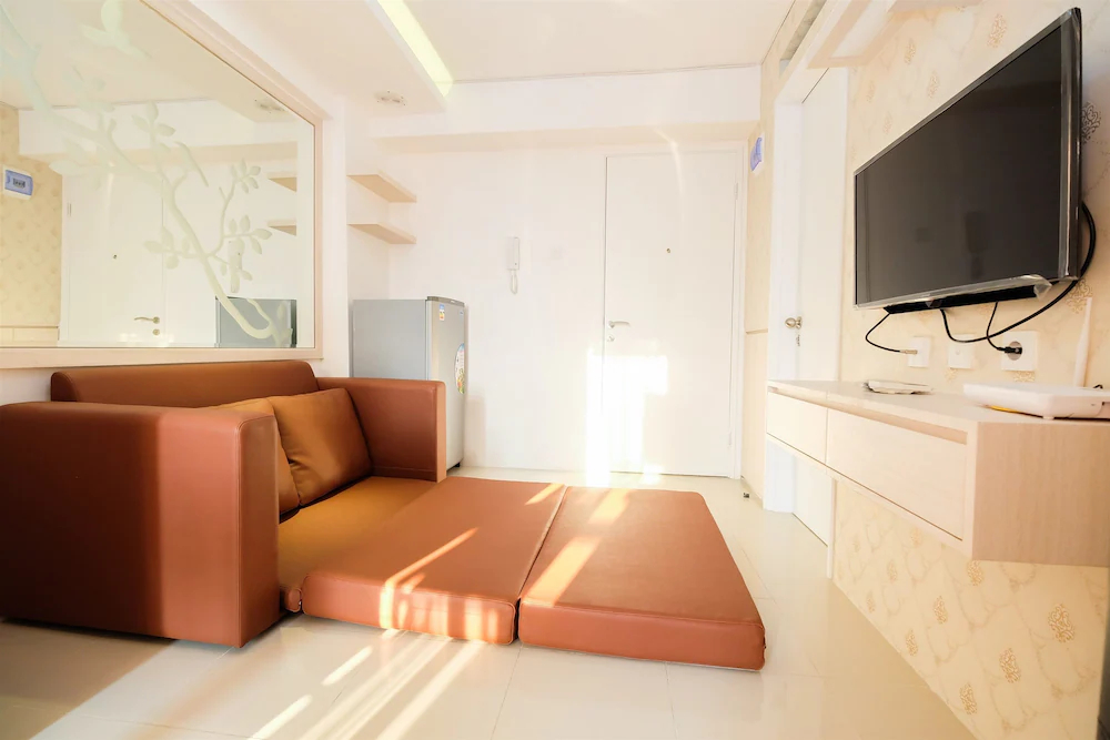 Bassura City Apartment By Travelio