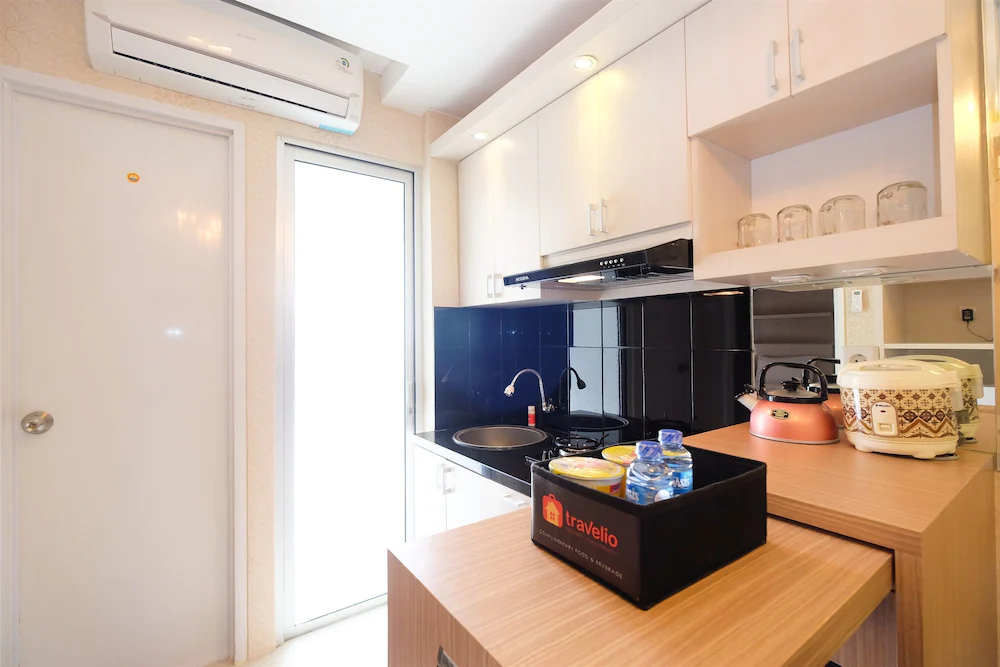 Bassura City Apartment By Travelio