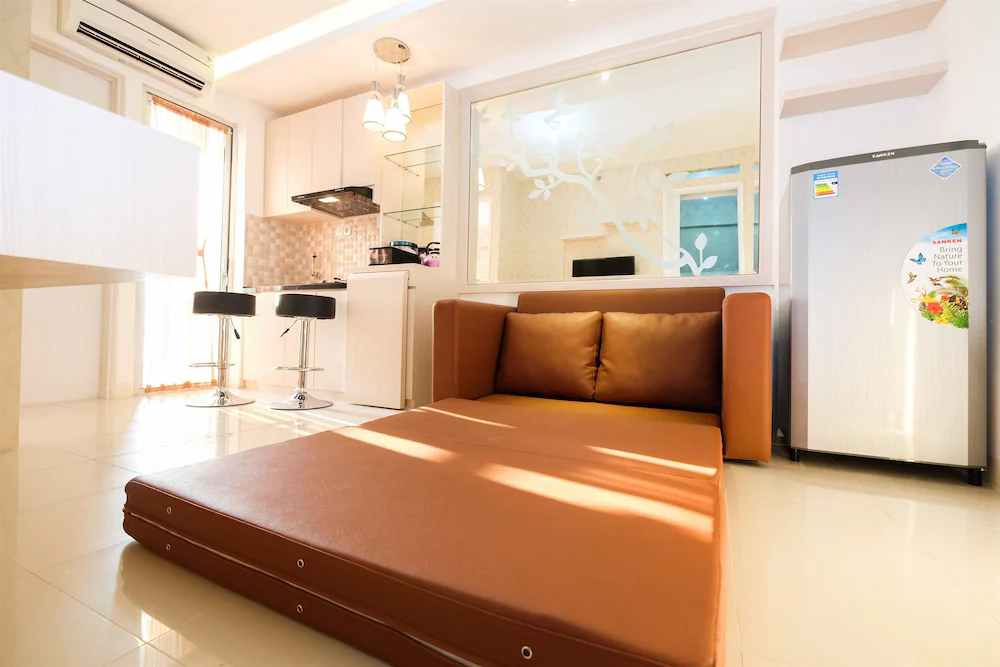 Bassura City Apartment By Travelio