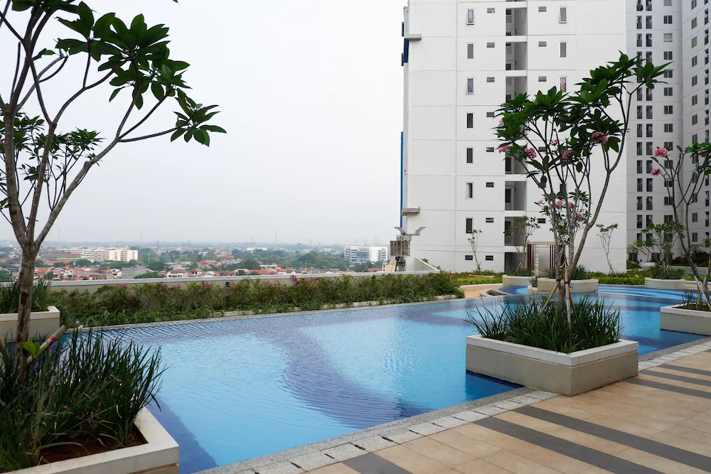 Bassura City Apartment By Travelio