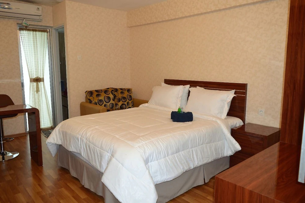 Bassura City Apartments by Roomku