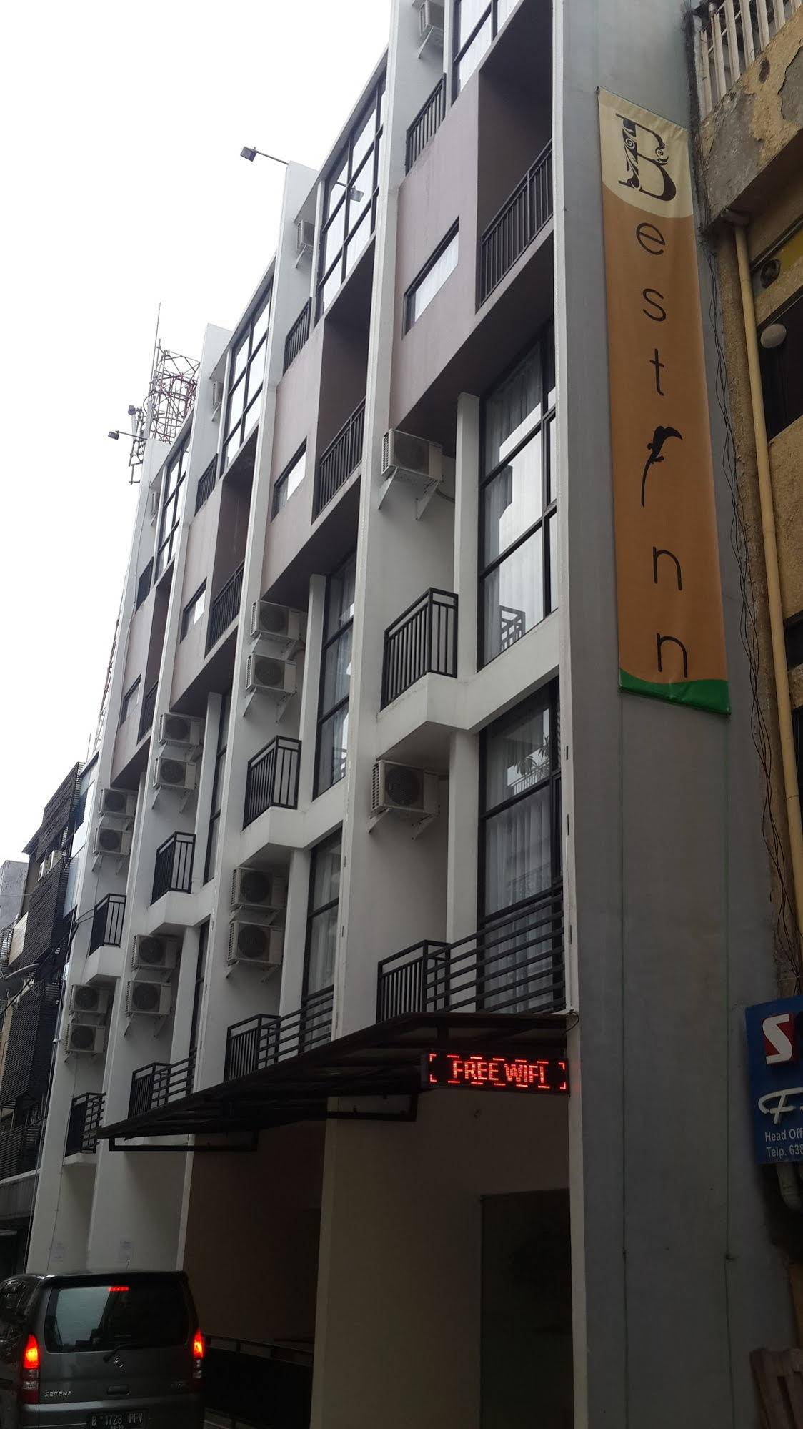 OYO 3811 Best Inn Hotel